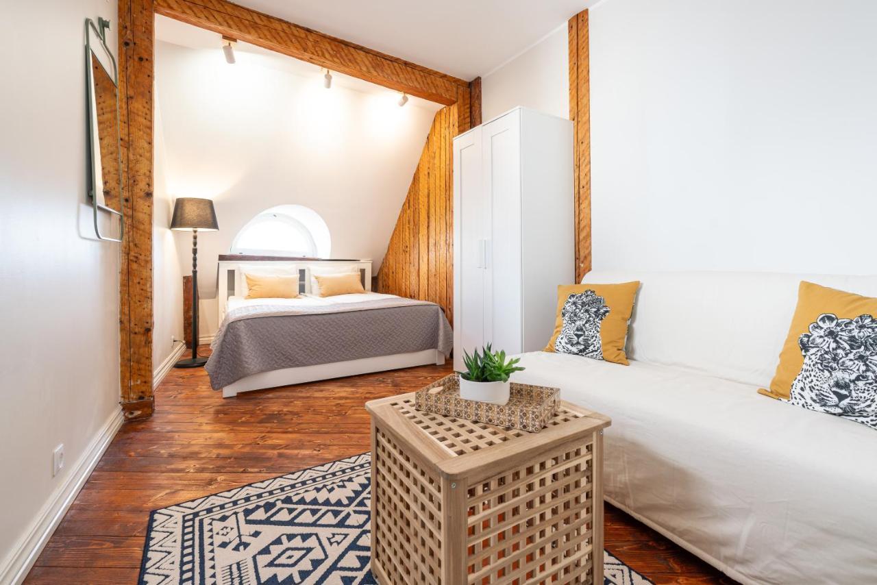Old Town - Boutique Hall Square Apartment Tallinn Dış mekan fotoğraf