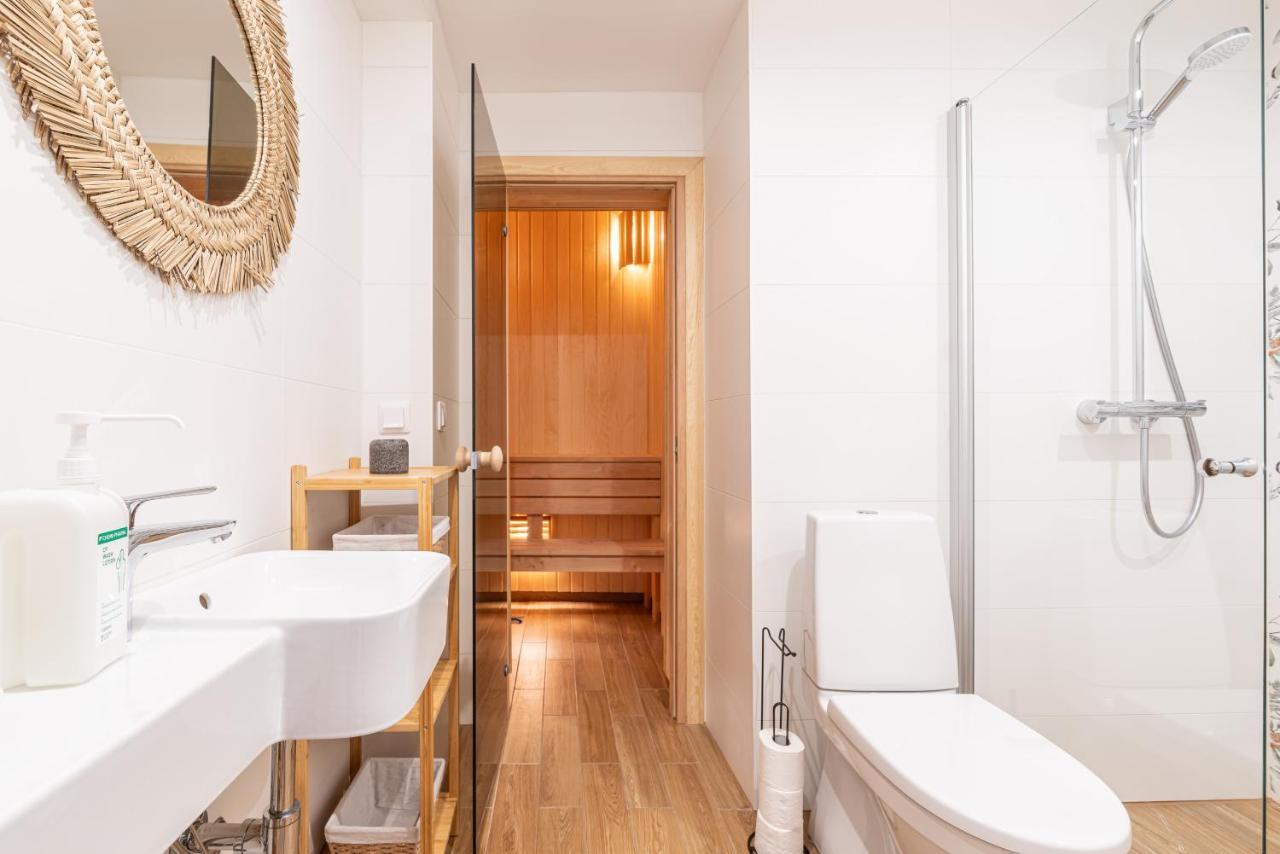 Old Town - Boutique Hall Square Apartment Tallinn Dış mekan fotoğraf
